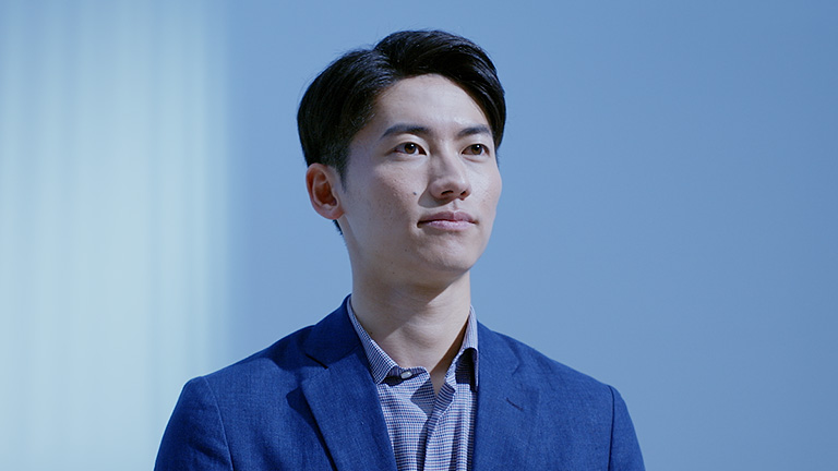氏本 燎